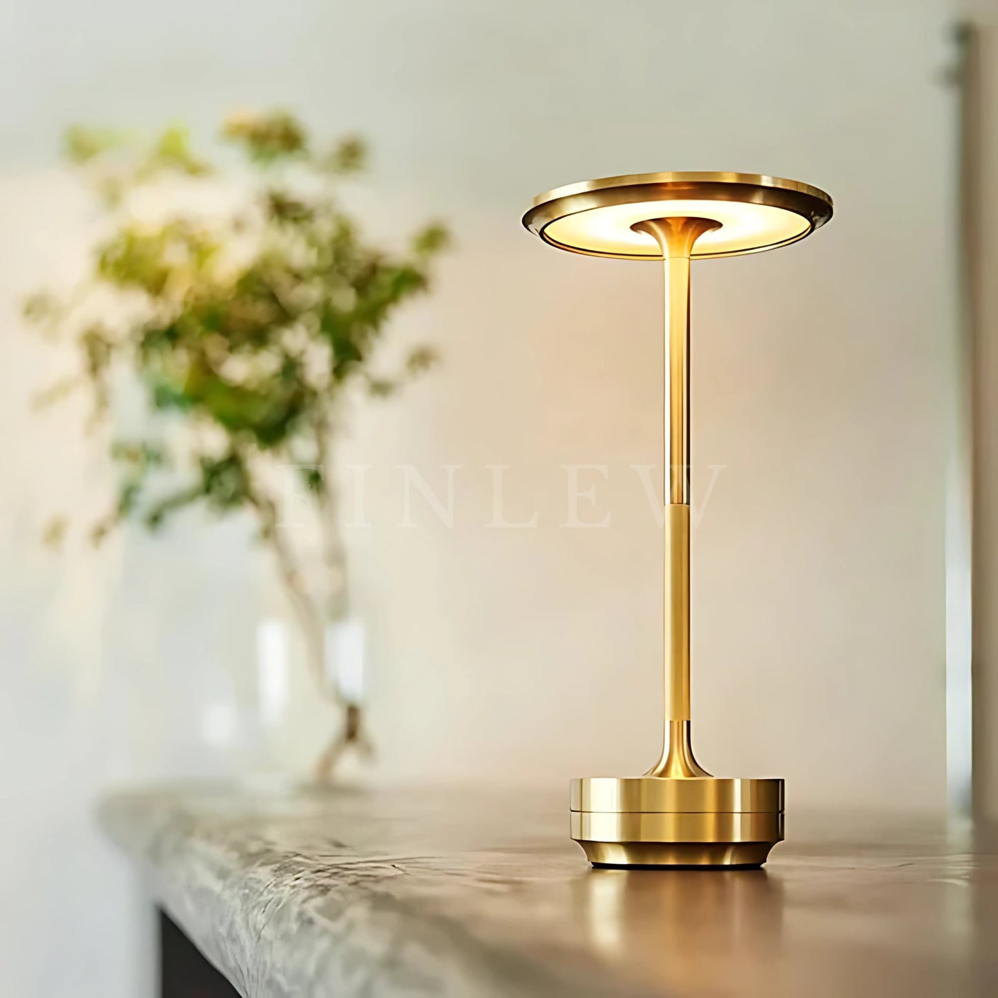 Rechargeable Table Lamp Gold Finlew